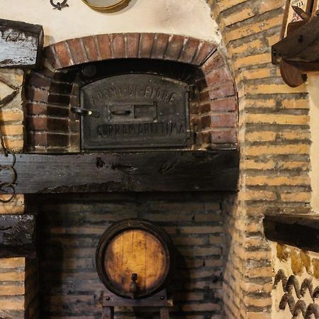 Santo'S House Luxury - Idromassaggio E Doccia Emozionale Villa Santo Stefano Di Sessanio Eksteriør bilde