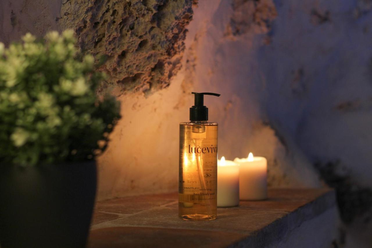Santo'S House Luxury - Idromassaggio E Doccia Emozionale Villa Santo Stefano Di Sessanio Eksteriør bilde