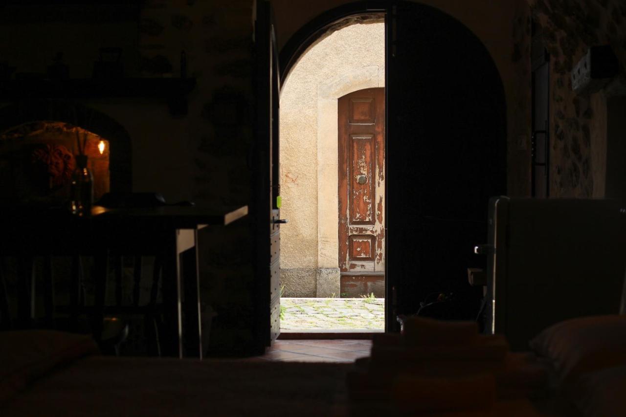 Santo'S House Luxury - Idromassaggio E Doccia Emozionale Villa Santo Stefano Di Sessanio Eksteriør bilde