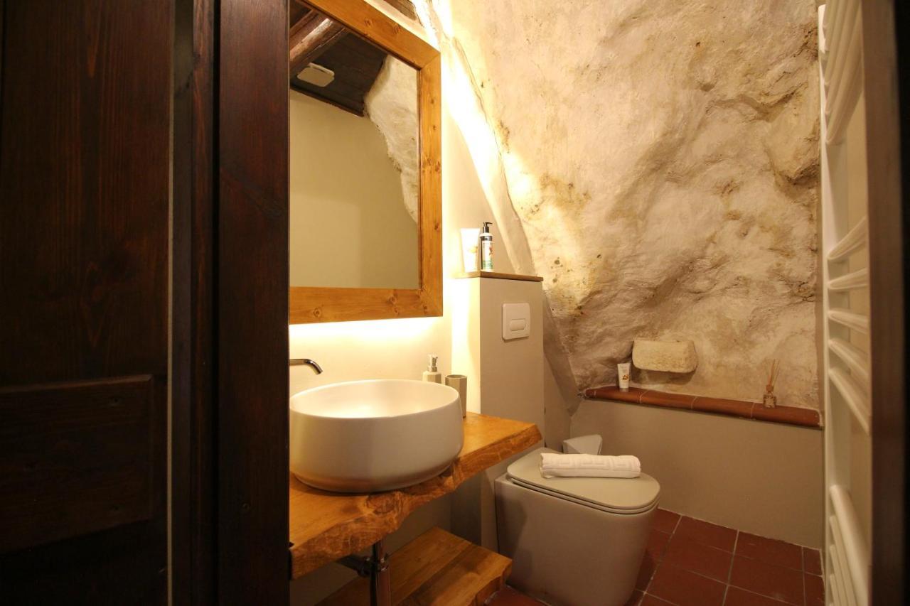 Santo'S House Luxury - Idromassaggio E Doccia Emozionale Villa Santo Stefano Di Sessanio Eksteriør bilde